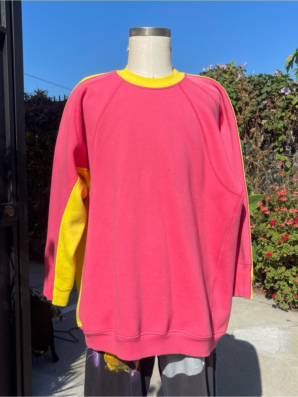 CELINE Phoebe Philo 2018 pink yellow contrast raglan oversized sweatshirt